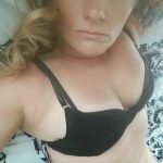 Annonce maman femme mure sensuelle plan cul à Ploemeur ( Morbihan )